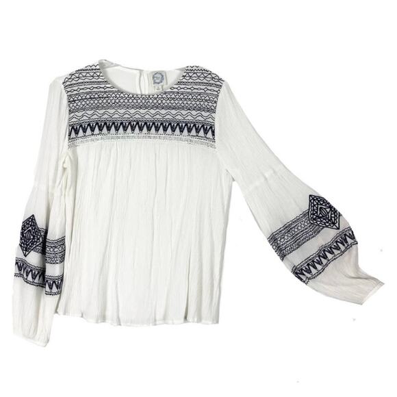 Blue Rain Tops - nwot BLUE RAIN Top S White Crinkle Navy-Embroidery Crochet Balloon-Long-Slv